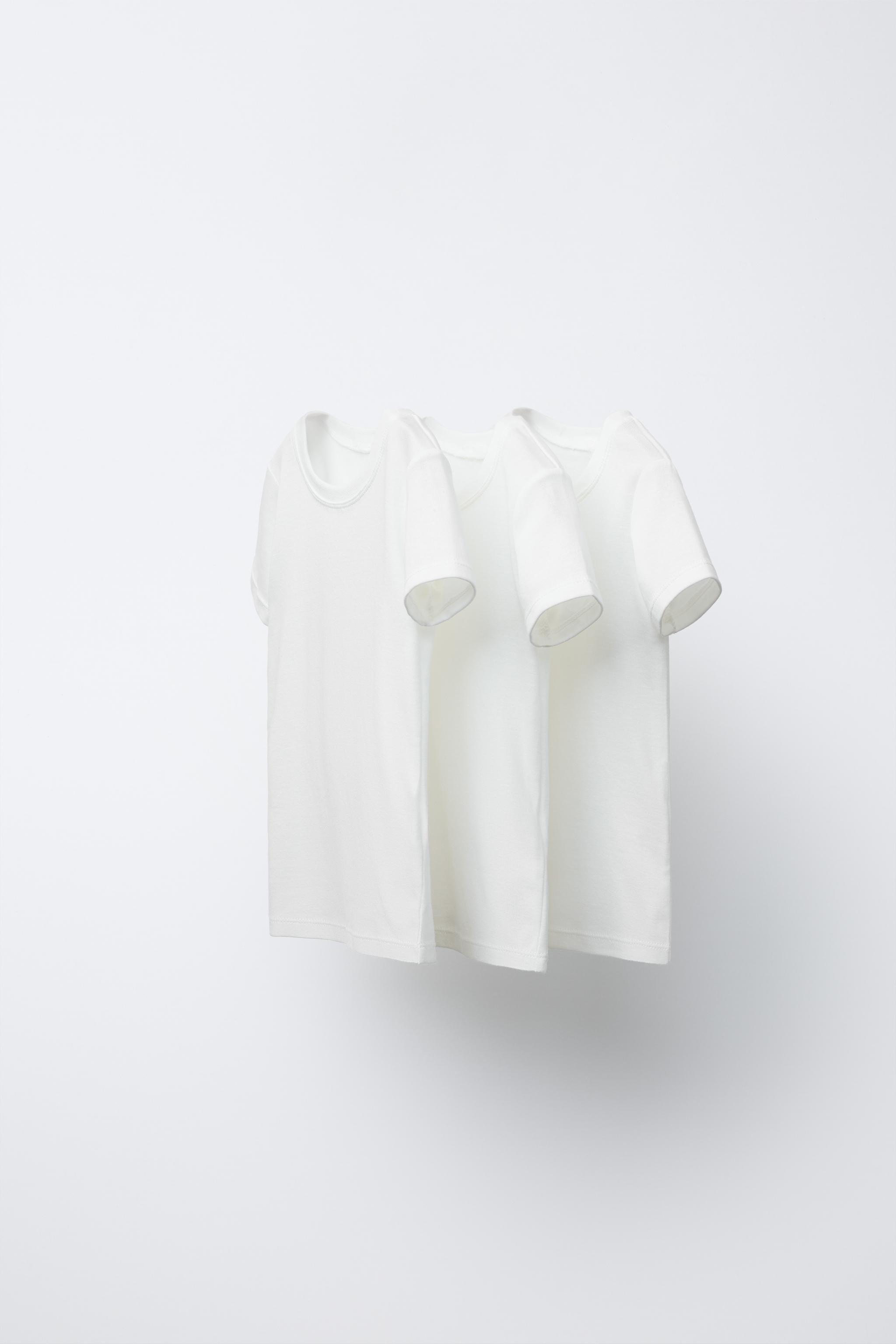 2-6 ANS/ LOT DE TROIS T-SHIRTS À MANCHES COURTES
